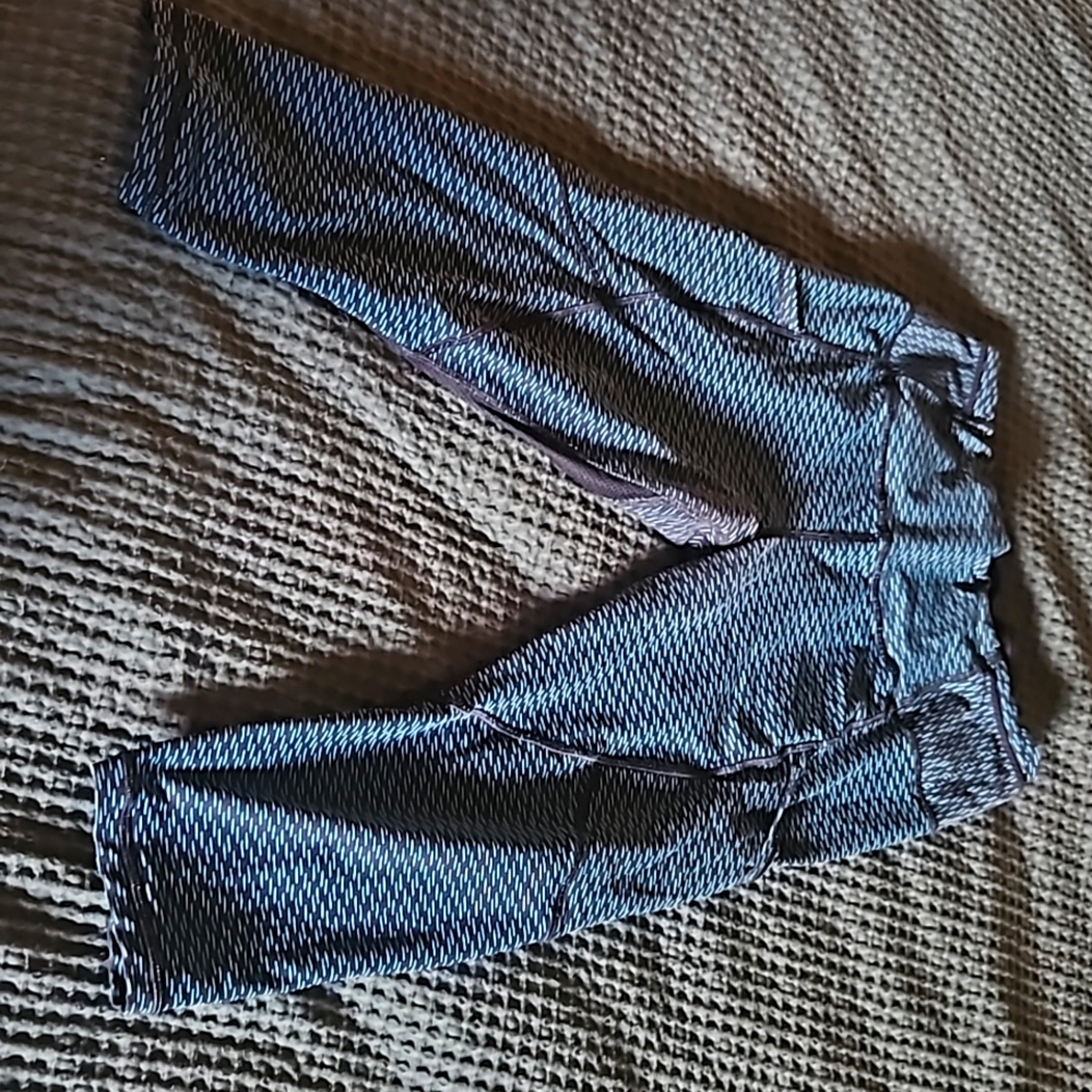 Lululemon leggings - Picture 1 of 2